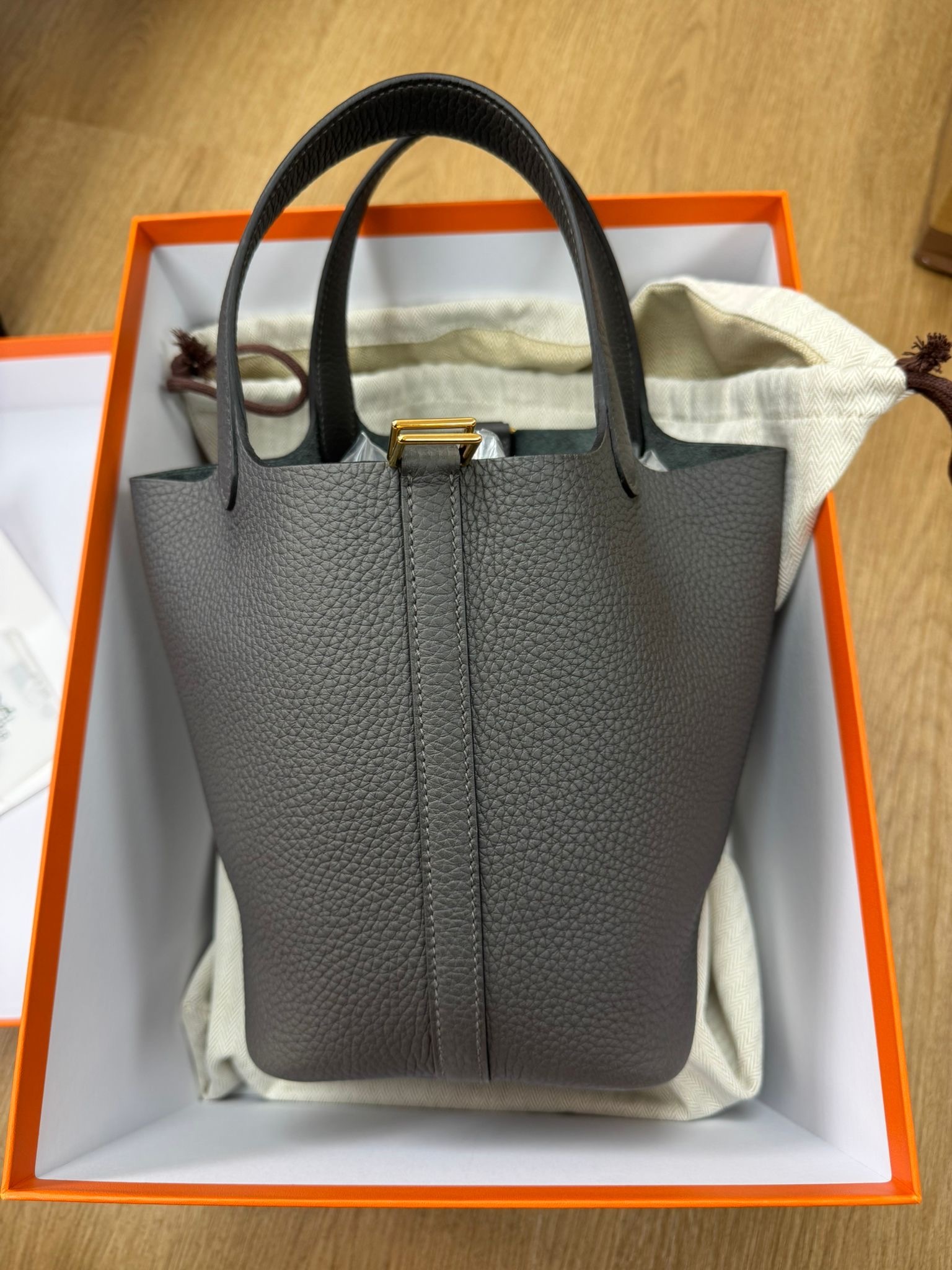 Picotin 18 O0 dark bronze cc tc K