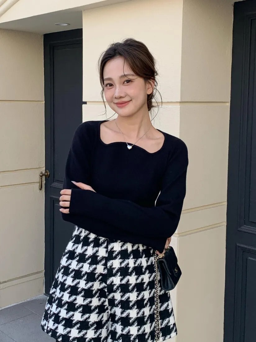 獨特圓弧感W領合身長袖上衣-F / 3色 (Elegant & Love)