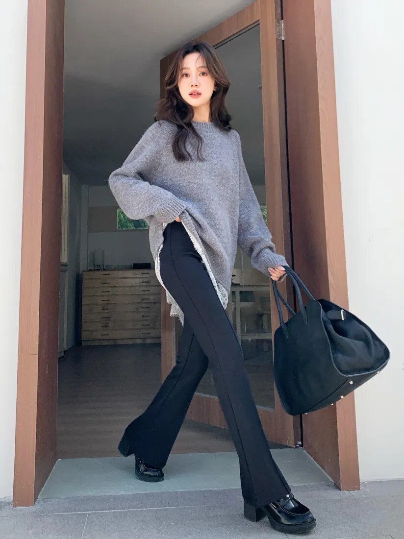 長腿女子壓中線挺版西裝喇叭褲-S-M / 2色 (Elegant & Love)