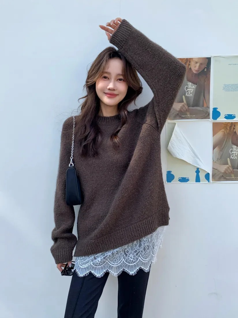 下擺拼接蕾絲造型羊駝毛圓領針織毛衣-F / 3色 (Elegant & Love)