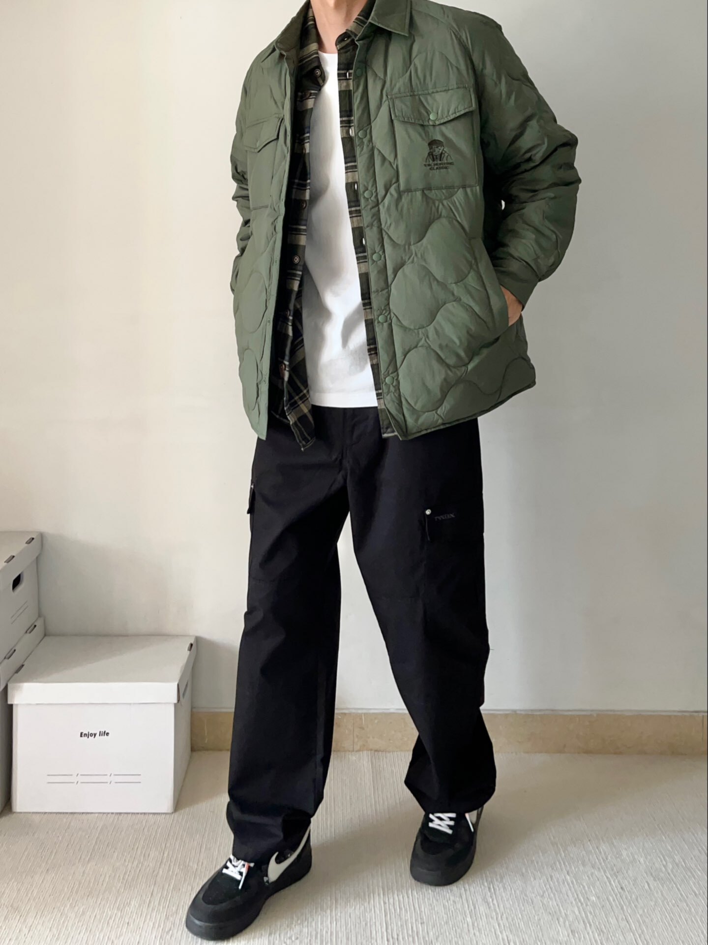 代購-Teenie Weenie Men 美式復古機能 鉚釘大口袋直筒寬鬆純棉工裝褲 男女同款