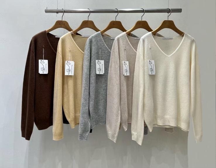 GI12 羊毛100% 胸42-58長23.5 $499[一口價]