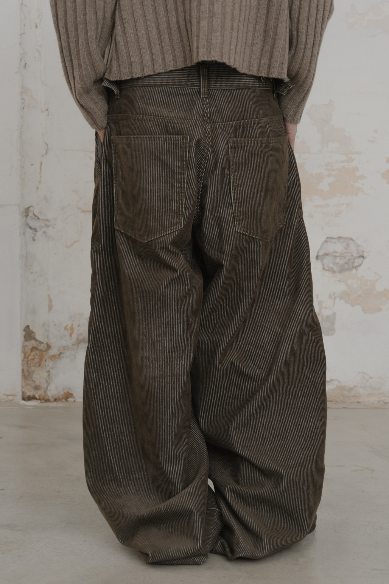 Tika Curve Corduroy Bijo Pants #長褲