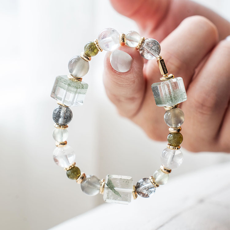 未知的未來：綠幽靈｜黑幽靈髮晶共生｜灰月光｜雪花幽靈｜綠石榴｜葡萄石