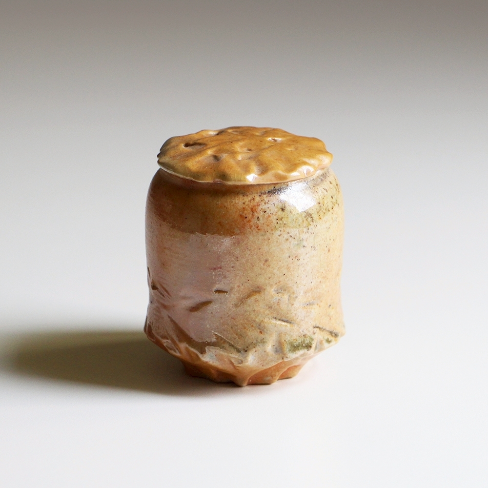 曜變光影茶葉罐