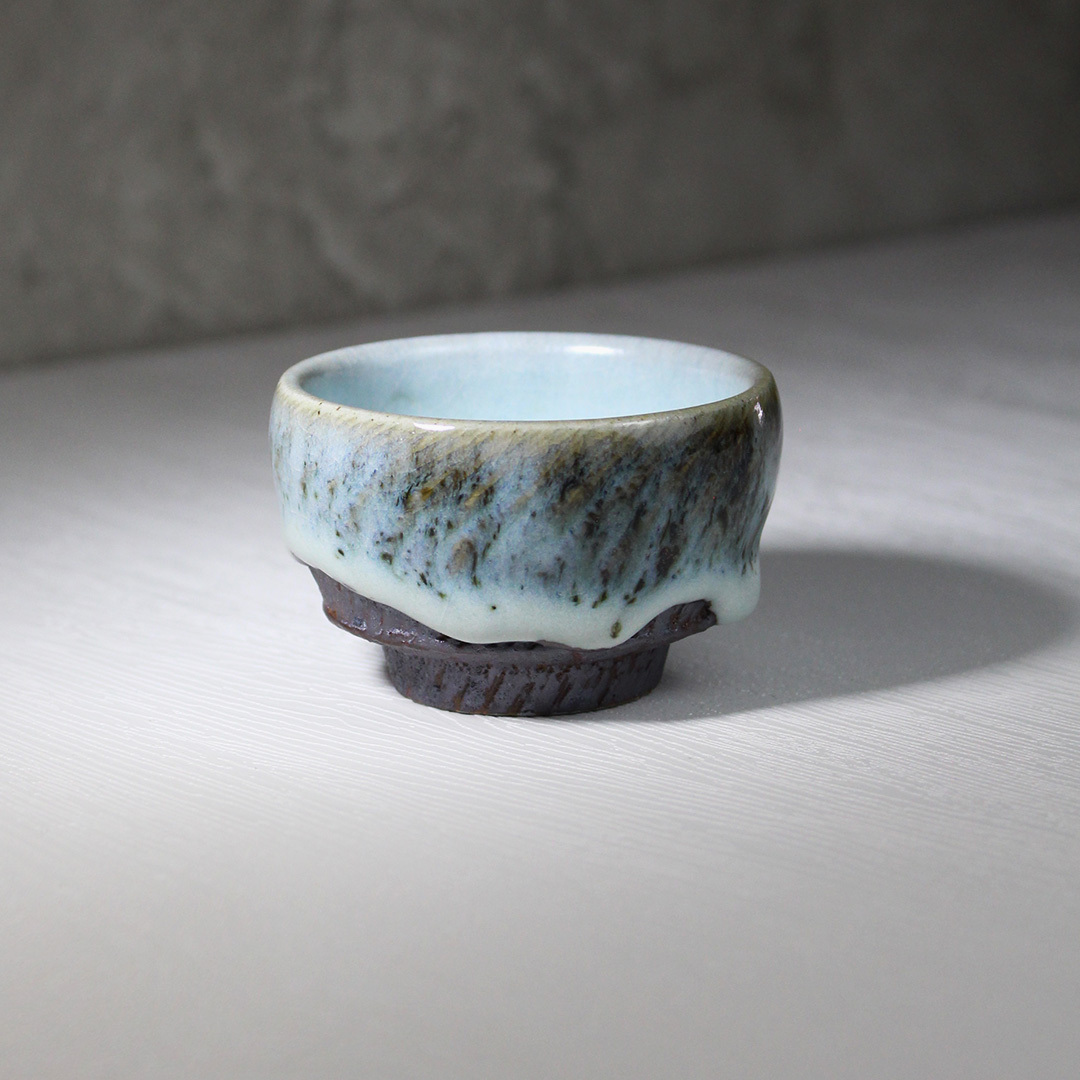 青林幽徑折腹品茗杯