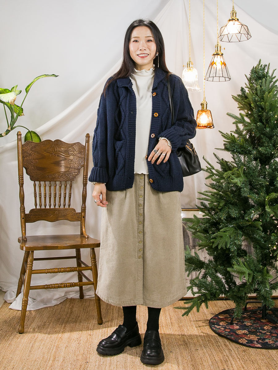 ⬇️開倉低至半價😱FINALSALE📣 全開胸扣鈕．菱格 冷料外套【不設退換】