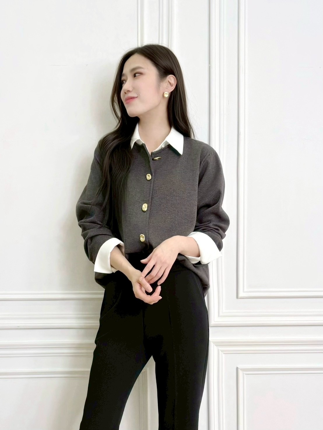 圓領金壓釦棉料開襟衫