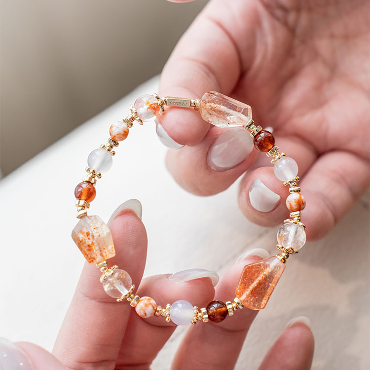 美妙的容器：金太陽｜白玉髓｜錦鯉膠花｜雪花幽靈｜橙石榴