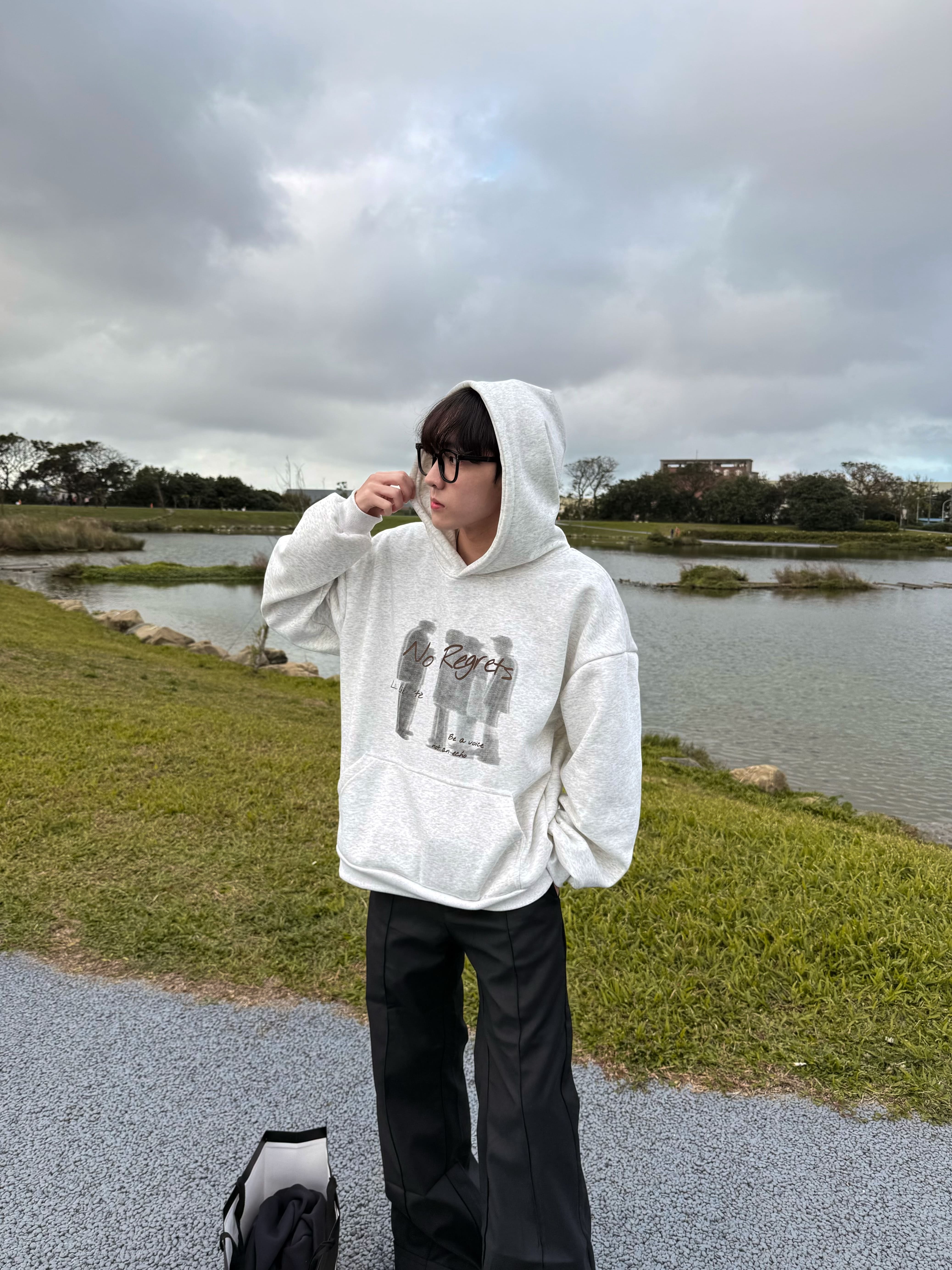 (現貨) 韓系小眾人影帽T