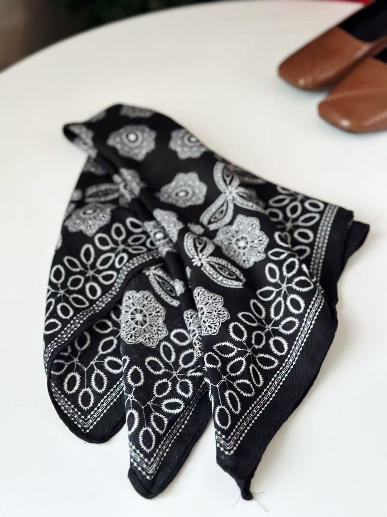 Fumiko  Ornament Bandana -D102