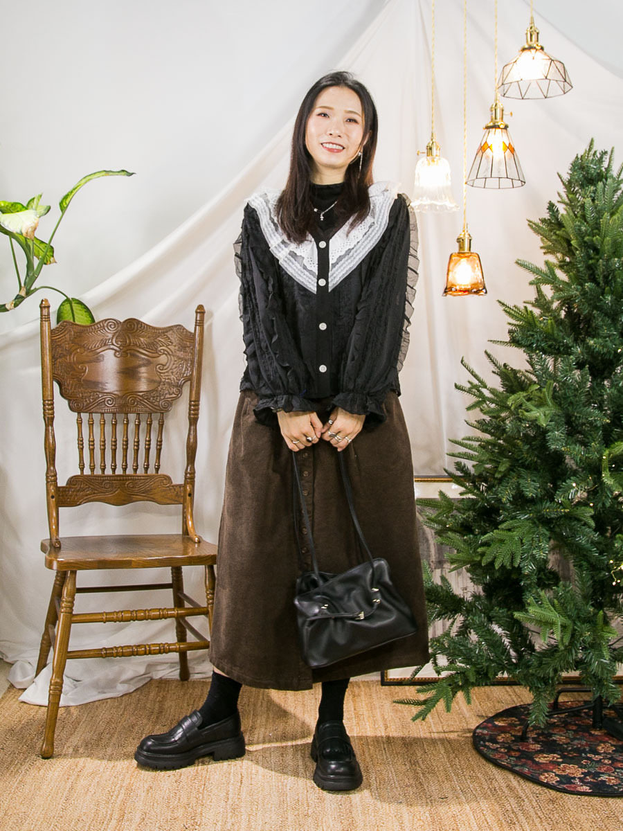 ⬇️開倉低至半價😱FINALSALE📣  全開胸扣鈕．LACE刺繡 RUFFLE邊．暗格仔 RUFFLE邊 雪紡料TOP【不設退換】