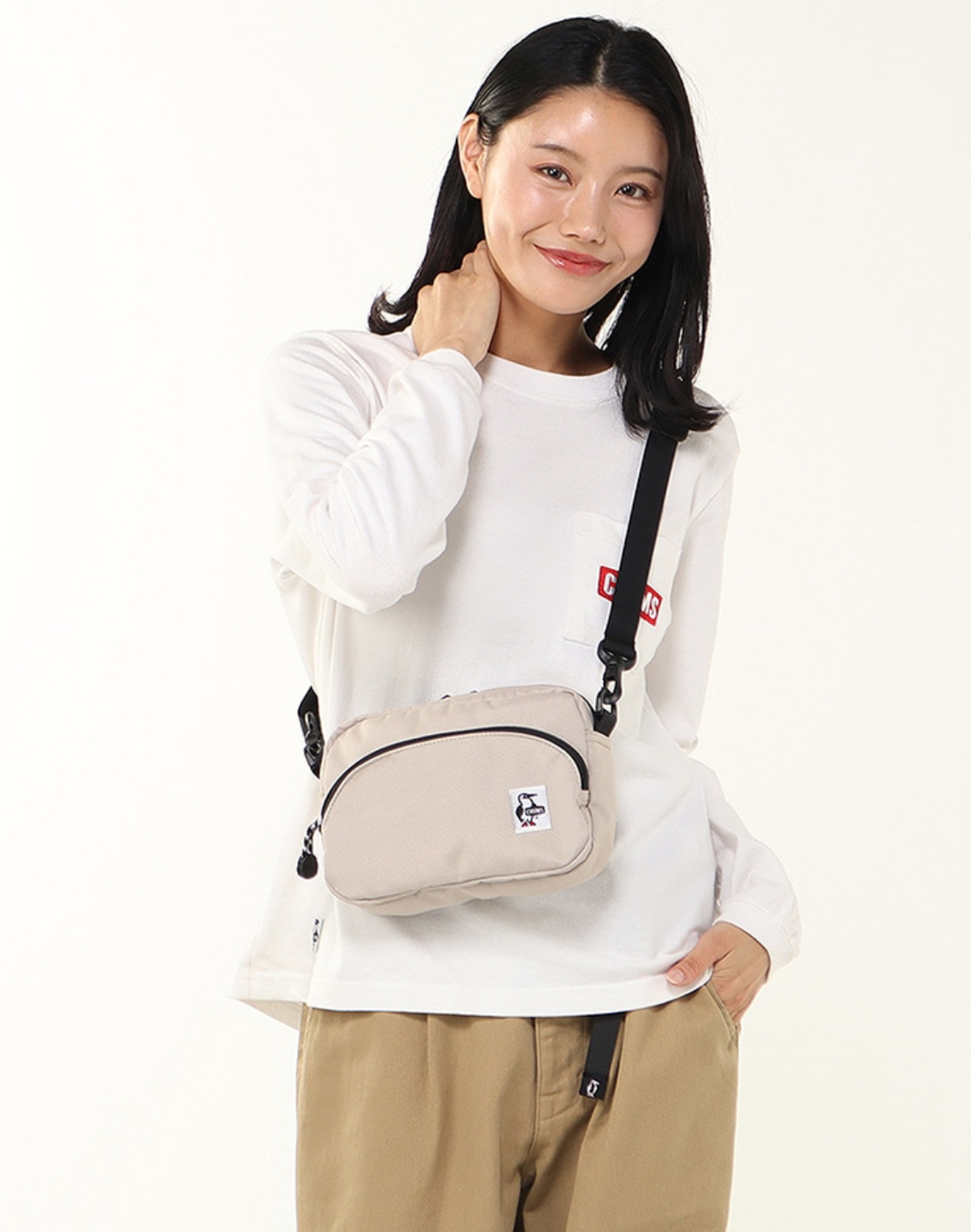 CHUMS RECYCLE SHOULDER POUCH - GREIGE