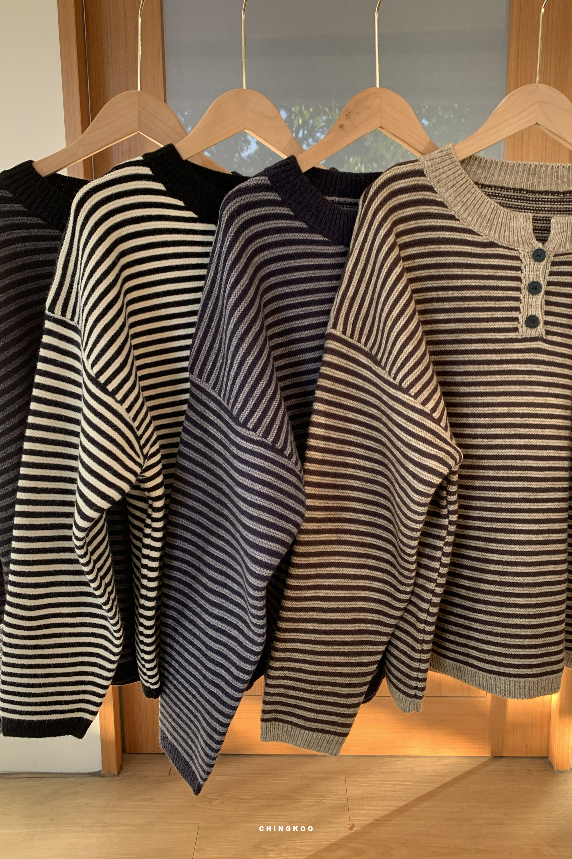 More in Dec｜亨利領條紋毛衣 4色