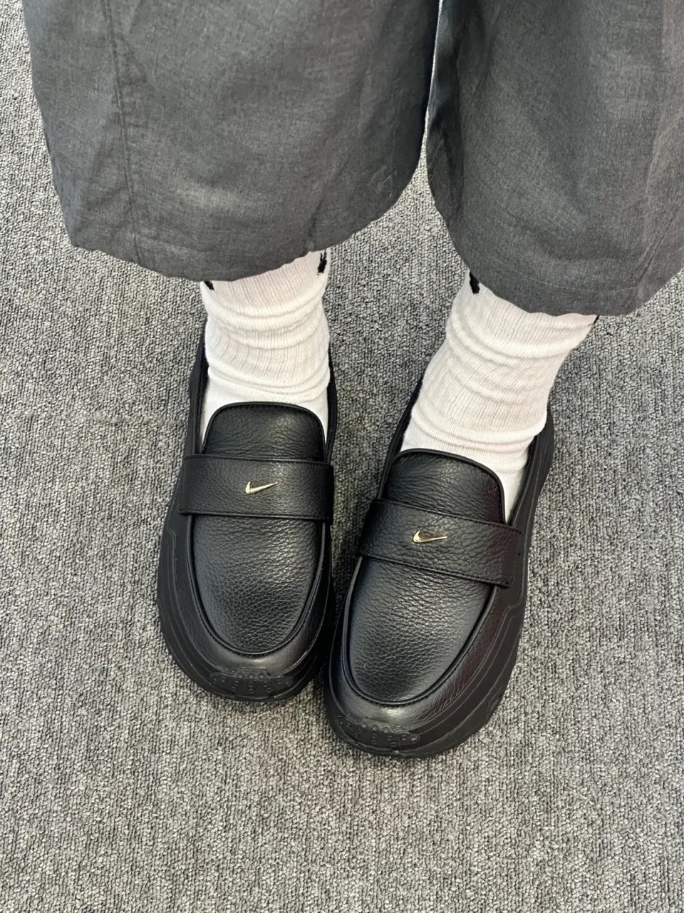 NIKE W AIR MAX PHENOMENA SWDC 樂福鞋 黑銀 反光 金屬小勾 女鞋 HJ4400-002 / 預購