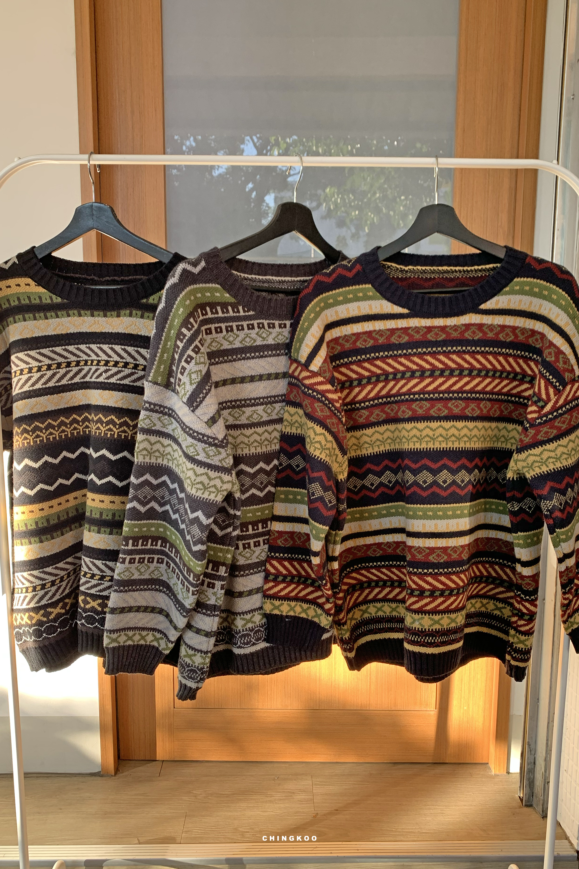 More in Dec｜復古日常圖騰毛衣 3色