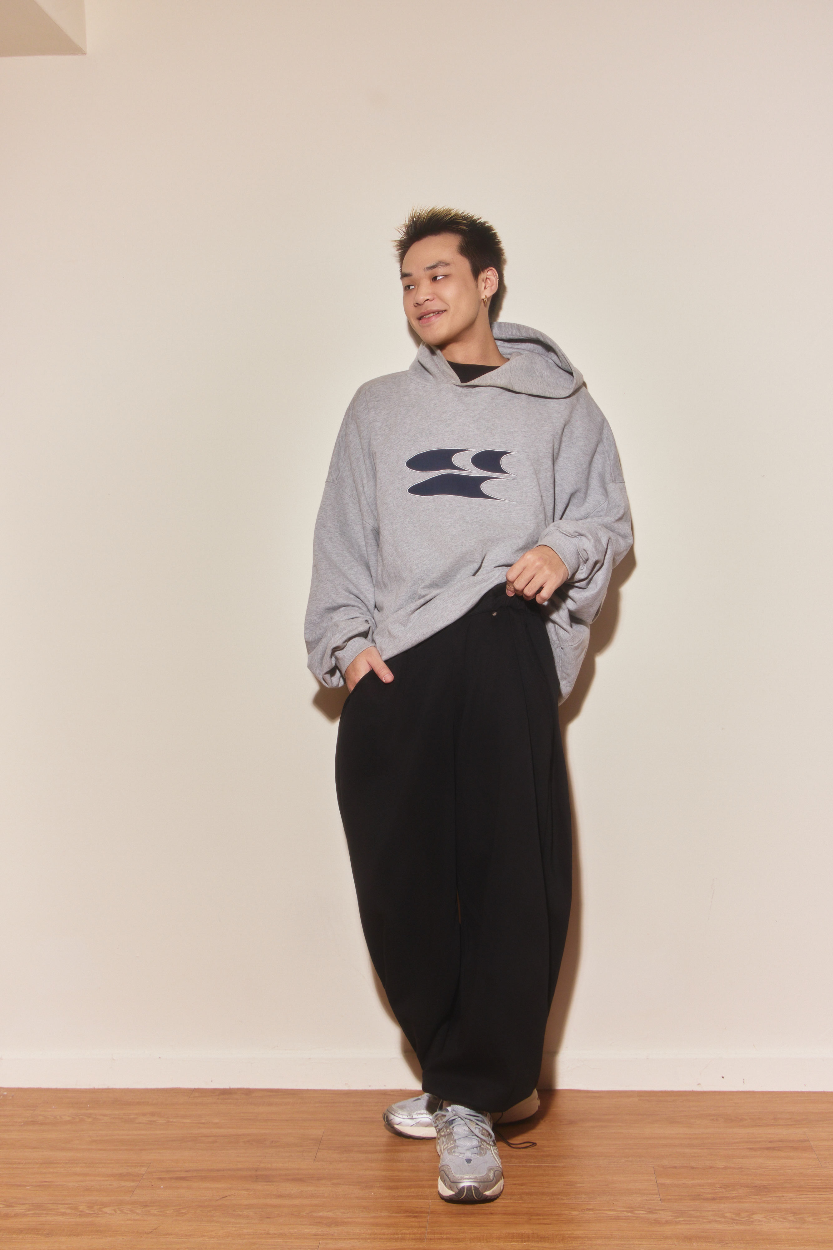 銀扣收腹彎刀棉褲｜男女可穿-黑