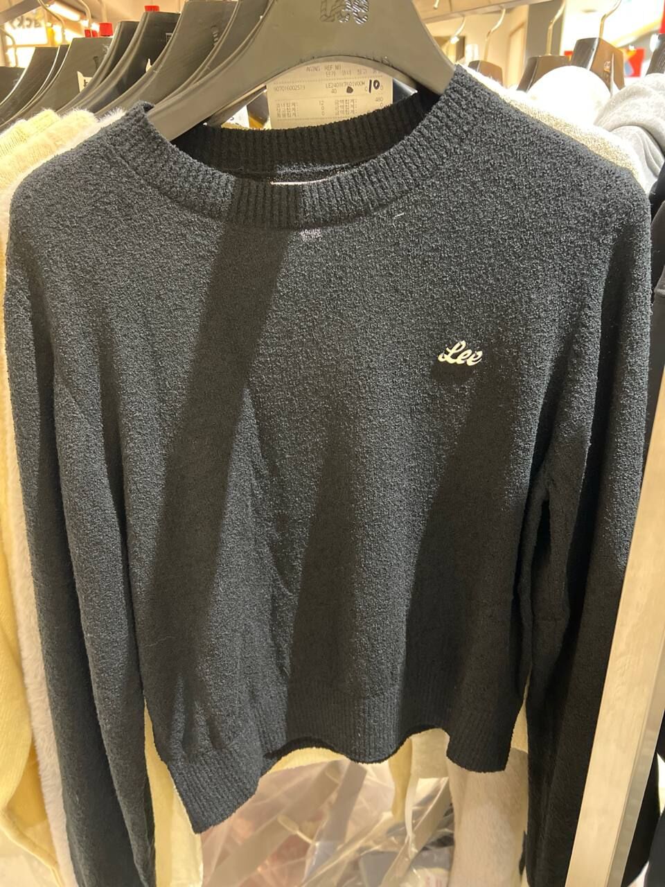 [K] LEE BLACK WOMEN'S ROUND NECK BOUCLE KNIT, LE2401KT60BK (KL48)