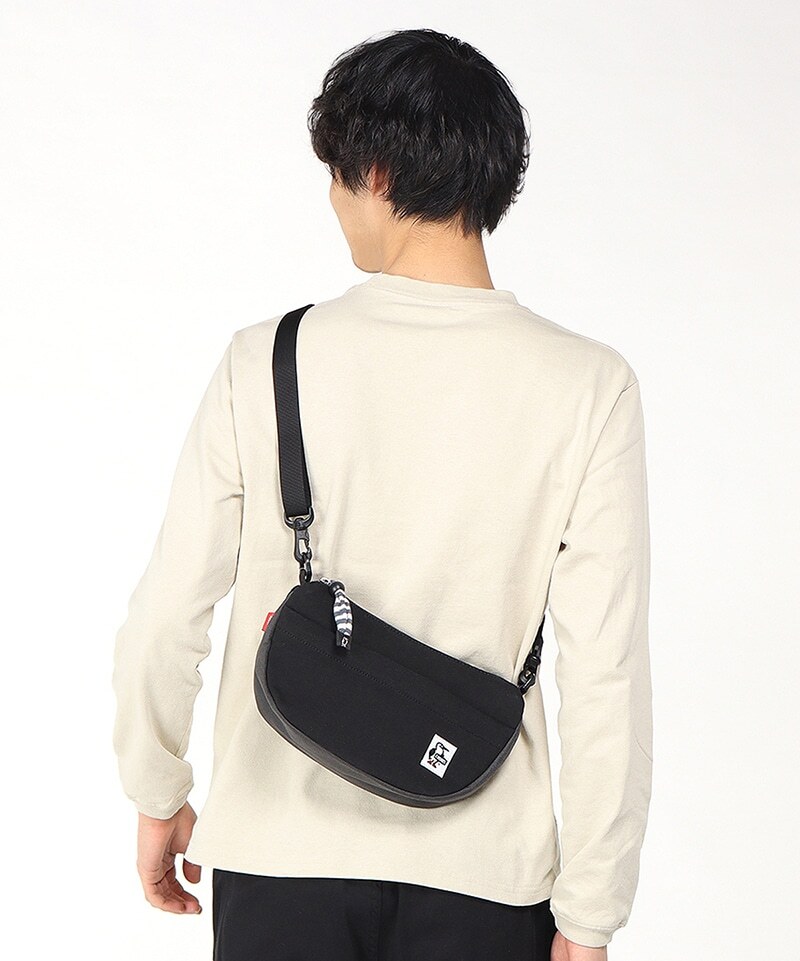 CHUMS MINI BANANA SHOULDER SWEAT NYLON - BLACK/CHARCOAL