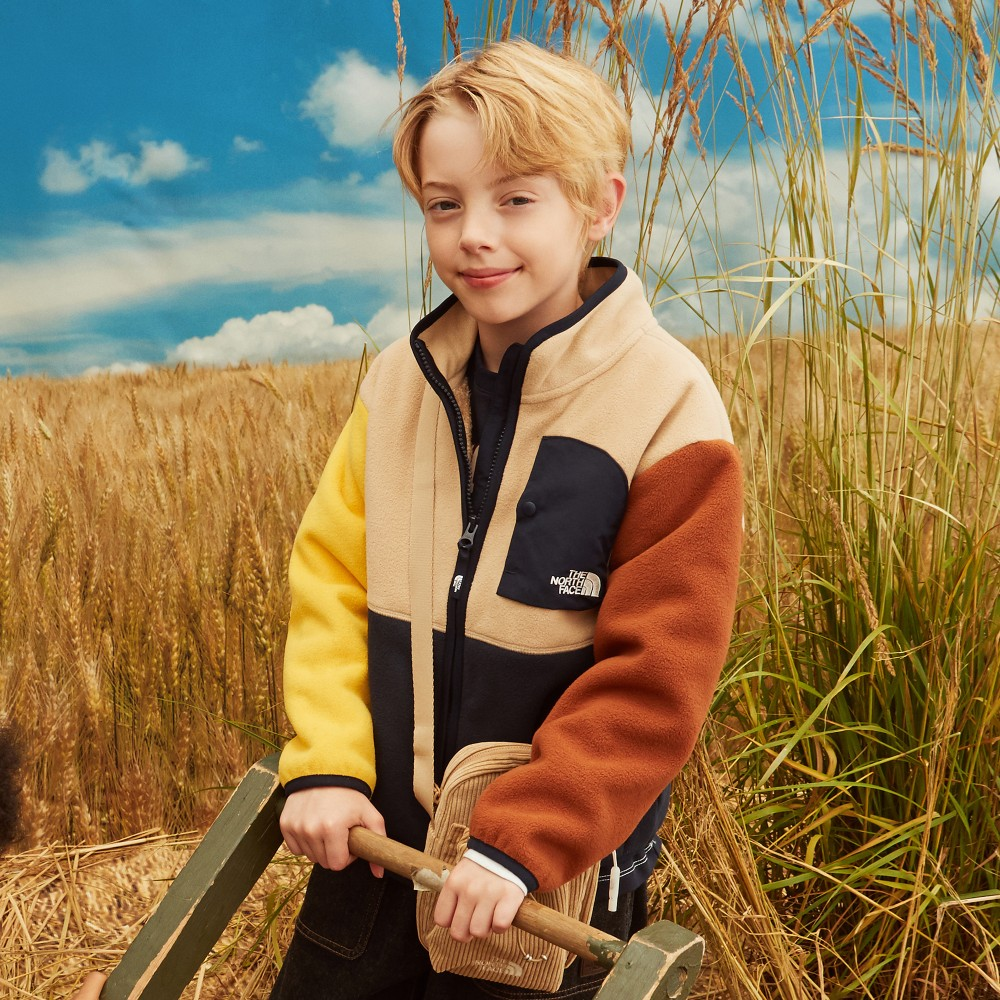 THE NORTH FACE 大童女生 CAMPOUT FLEECE JACKET (5色預訂!)