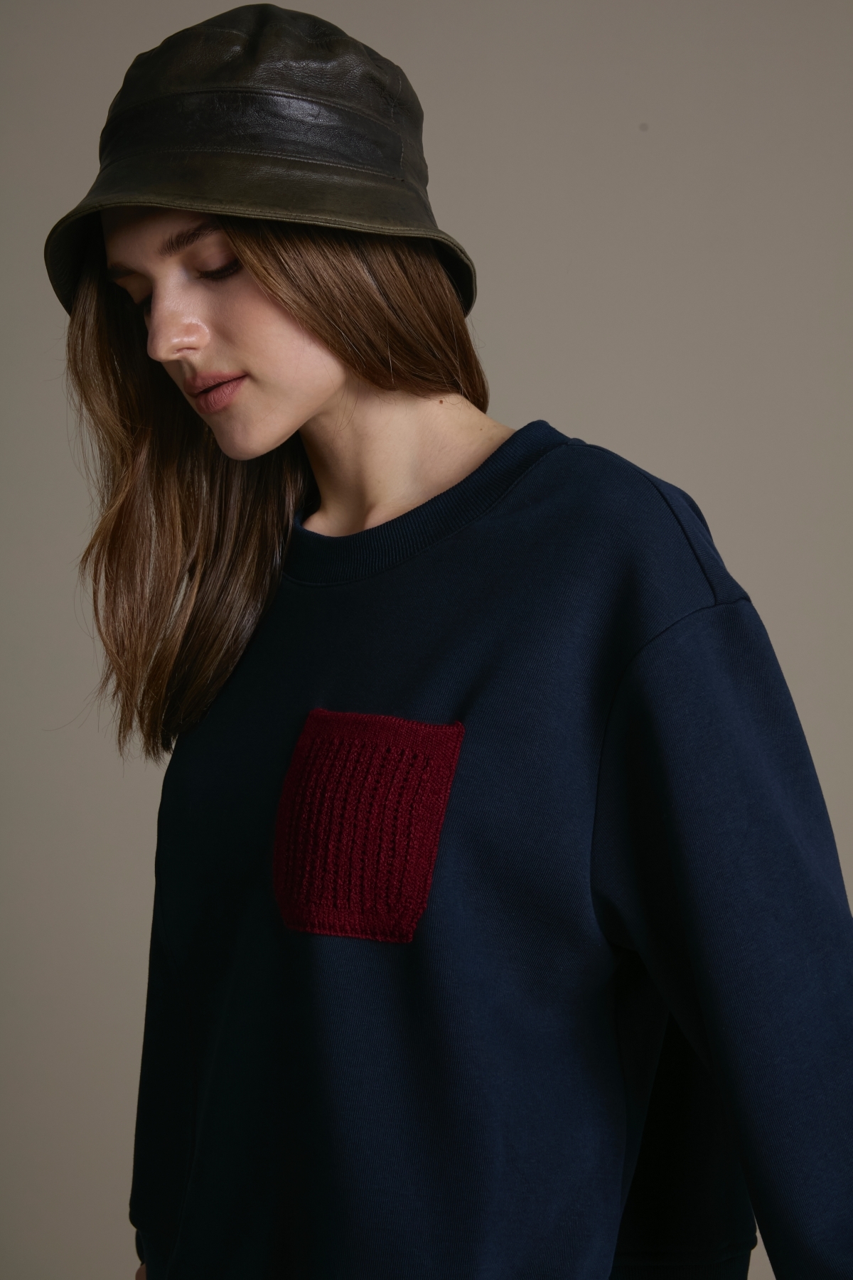 不對稱設計針織口袋上衣