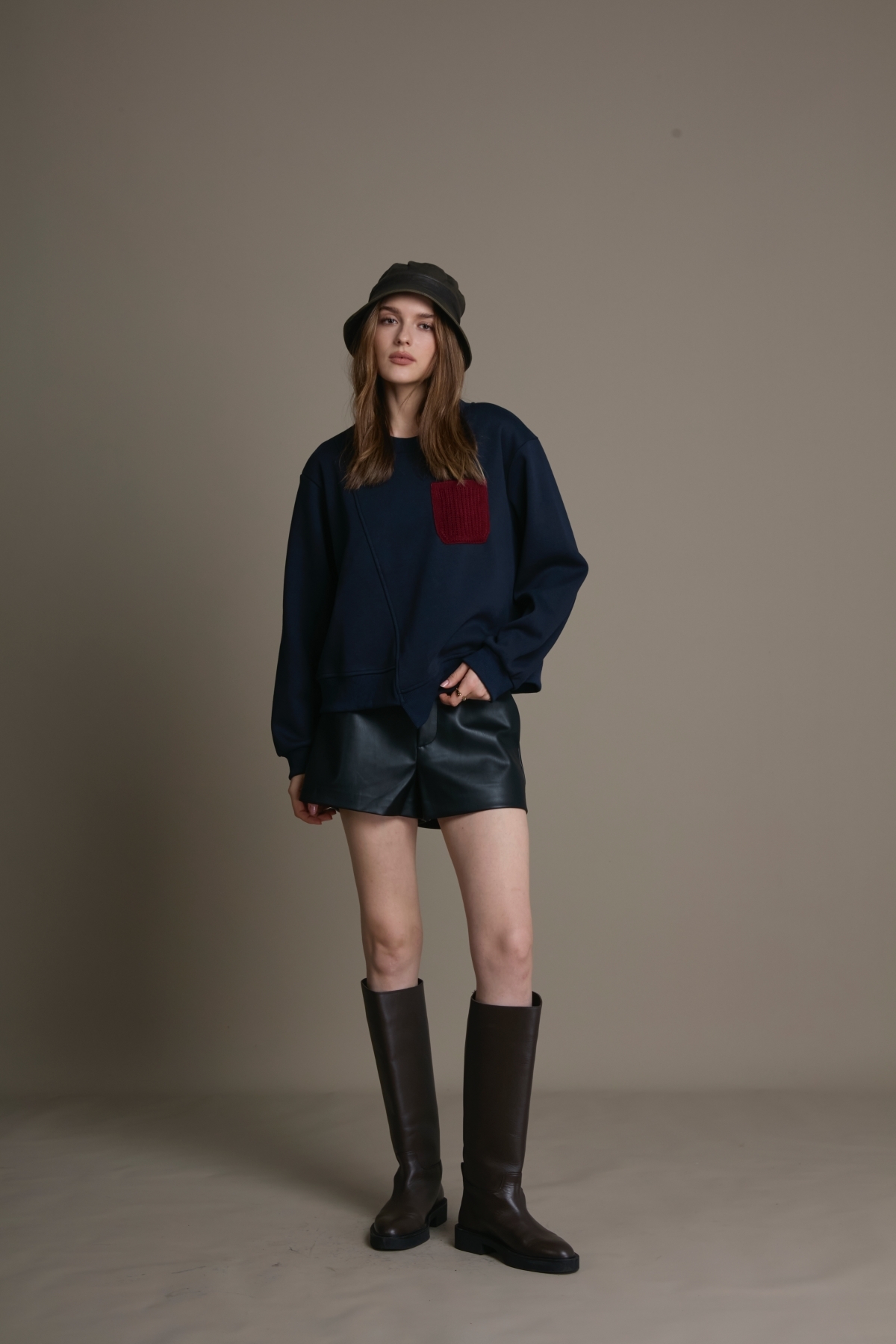 不對稱設計針織口袋上衣