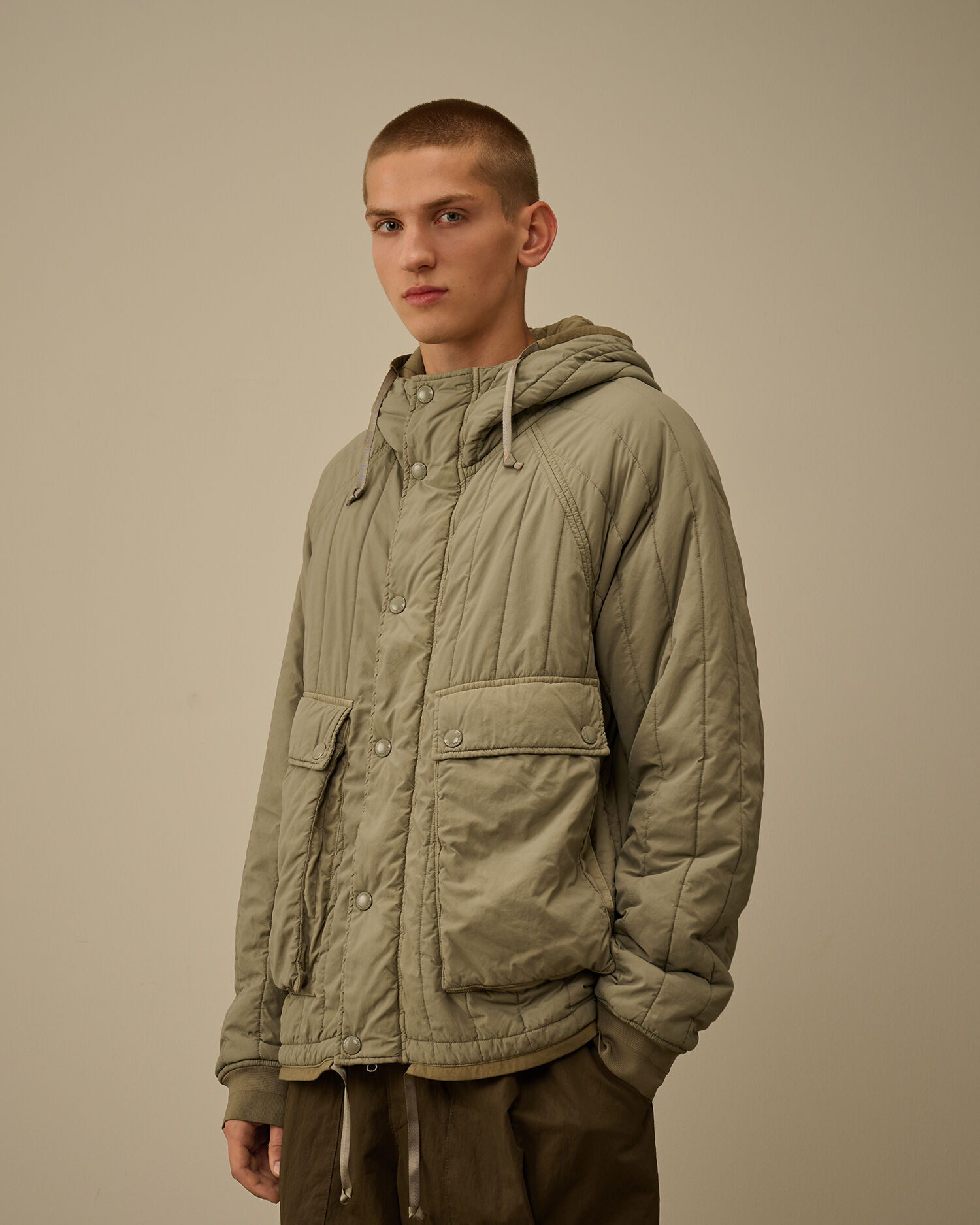 🧥【代購】C.P. Company GD Liner Padded Goggle Jacket 機能連帽護目羽絨外套 – 軍事靈感・輕暖耐磨