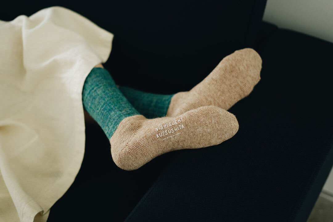 NISHIGUCHI KUTSUSHITA 馬海毛厚絨襪