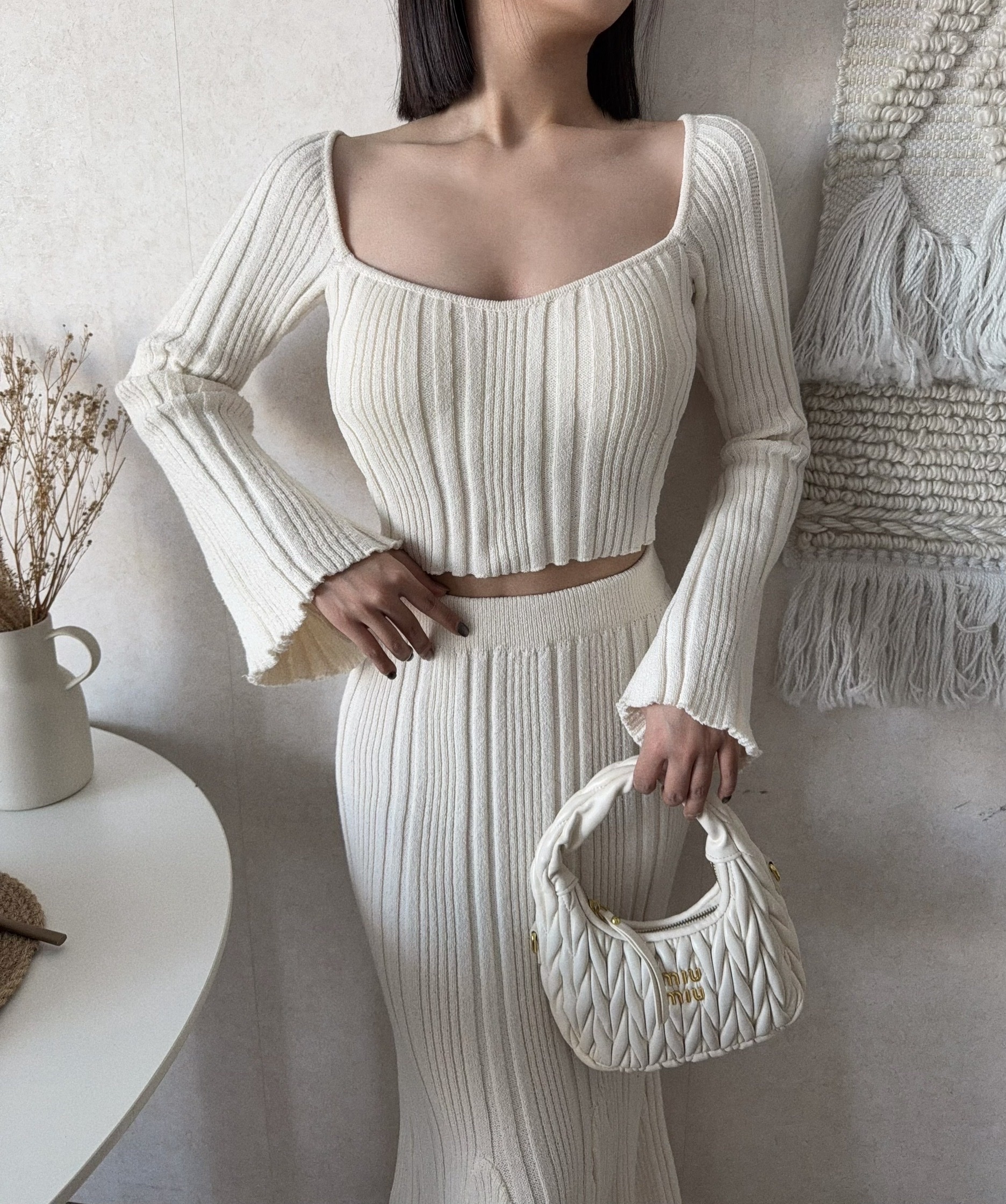 🇹🇼桃心V領針織喇叭袖上衣+魚尾長裙set