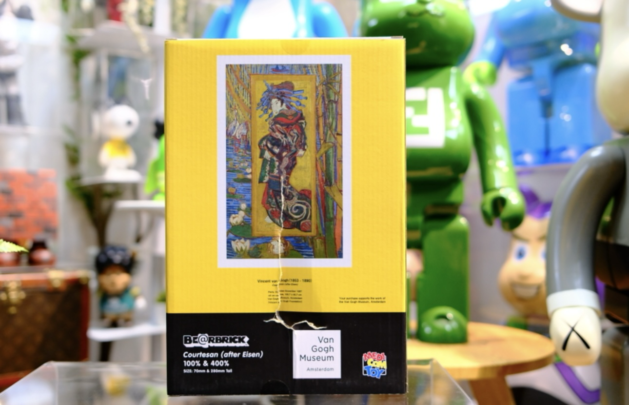 🥇現貨🥇Bearbrick 400%100% Van Gogh Museum Courtesan after Eisen