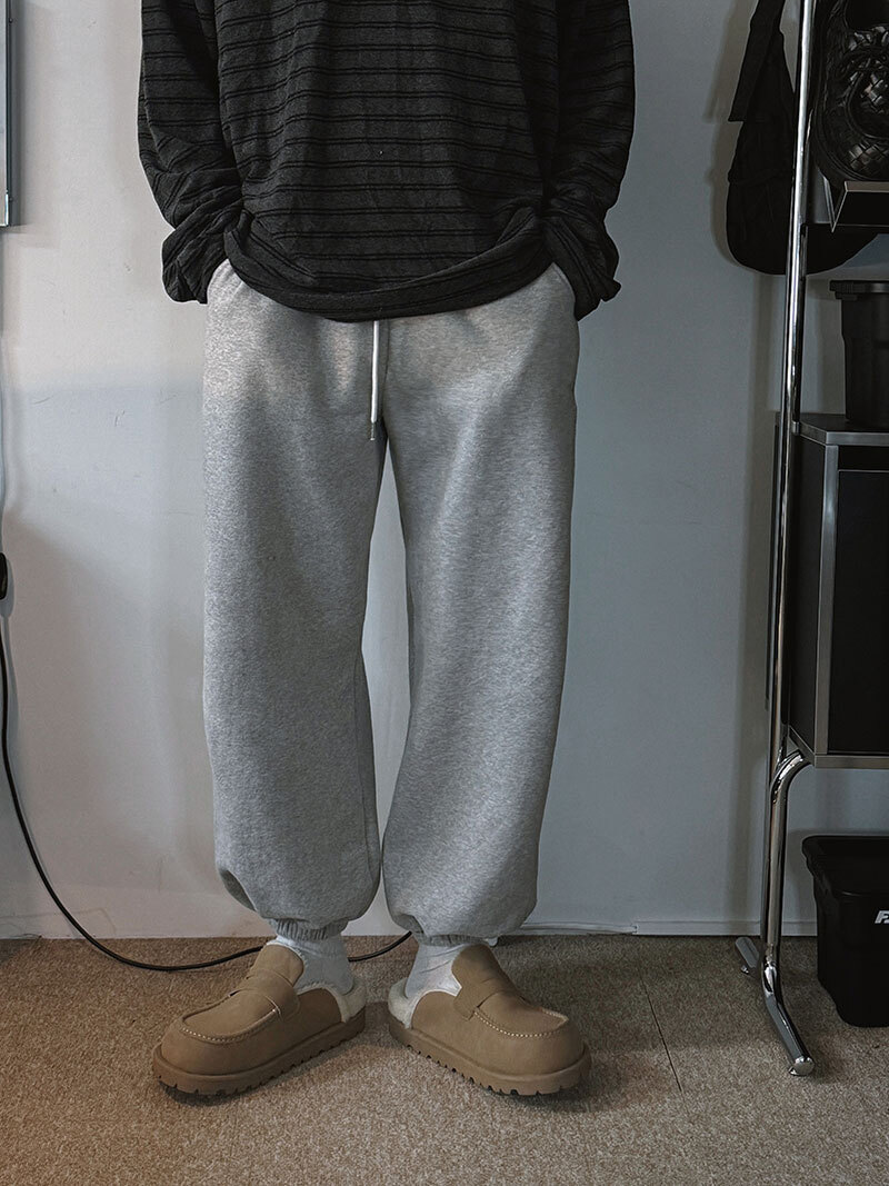 褶襉羊毛抓絨慢跑褲