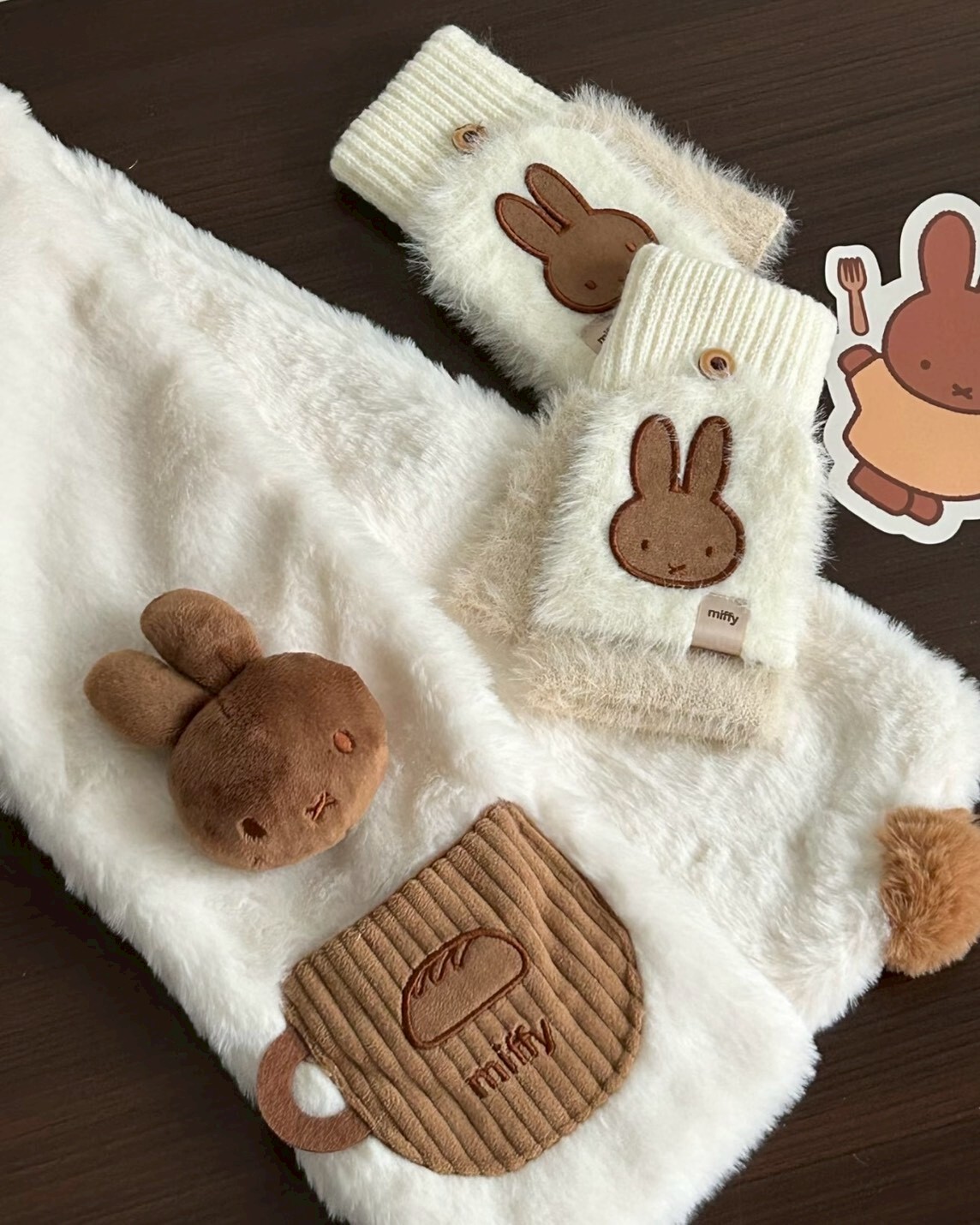 <正版授權>MIFFY 米菲兔 冬日暖暖摩卡系列 毛絨 手套 圍巾 馬克杯 包包 禮盒組