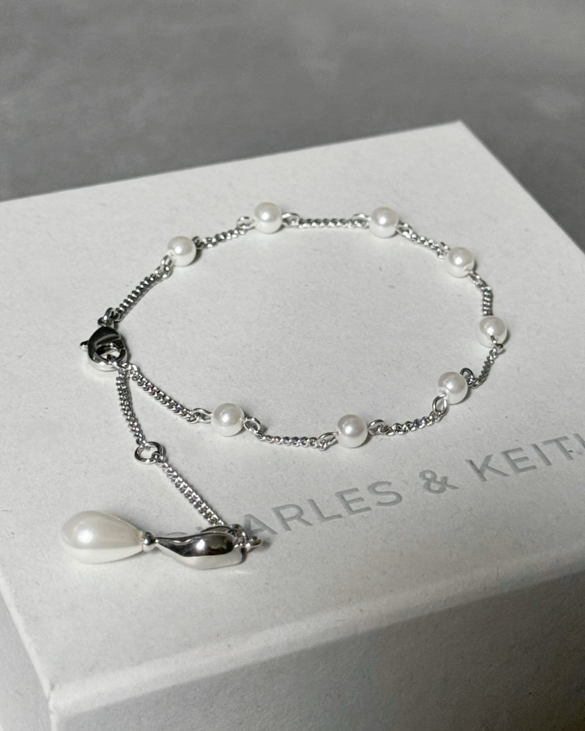 CHARLES & KEITH 小CK 月光謐語系列 Corrine 珍珠手鍊 銀色