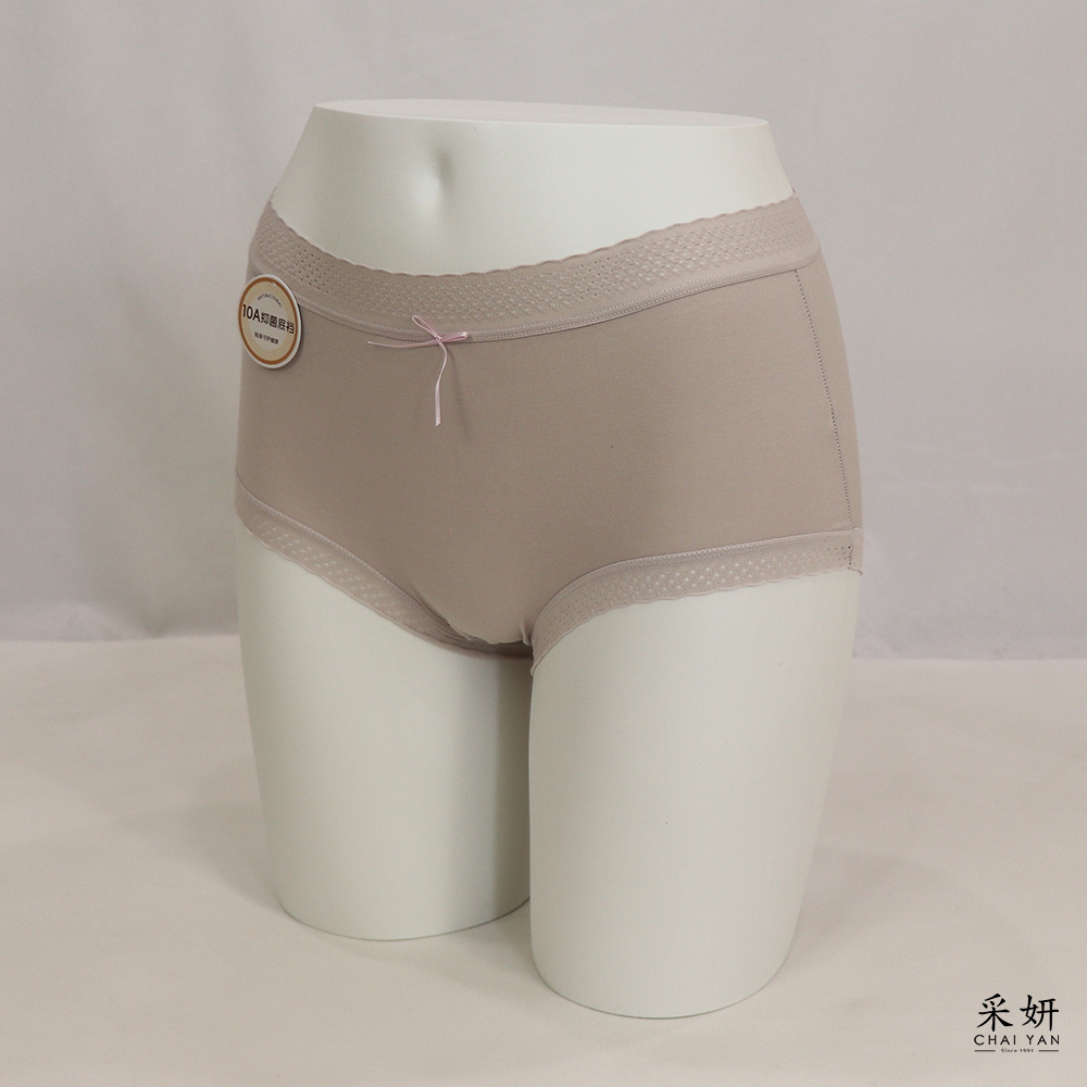 孔洞收邊抑菌內褲(四入組)