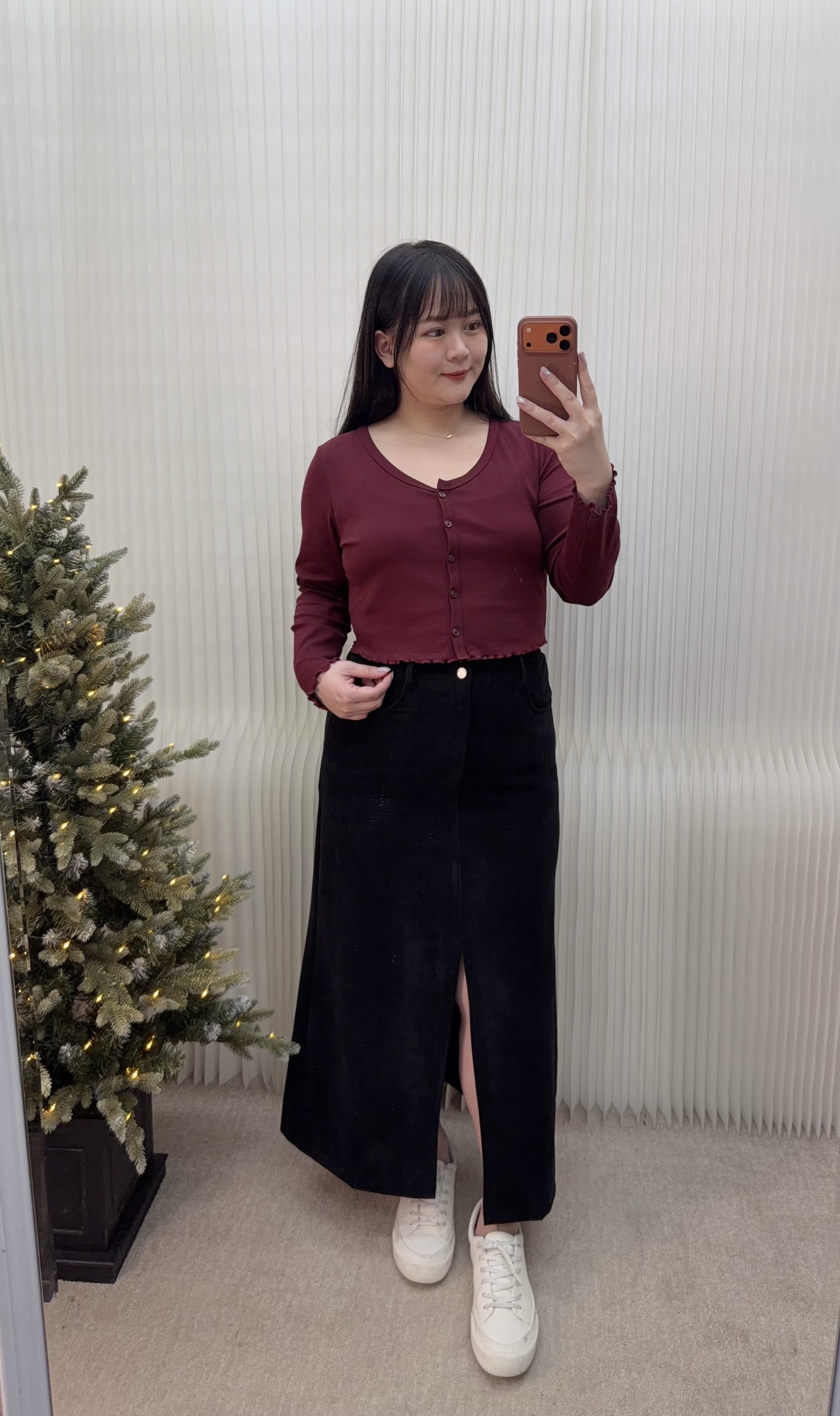 10.素面毛呢開岔長裙