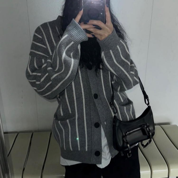 韓國 Madcity 棒球風直條寬身開襟羊毛外套 灰
