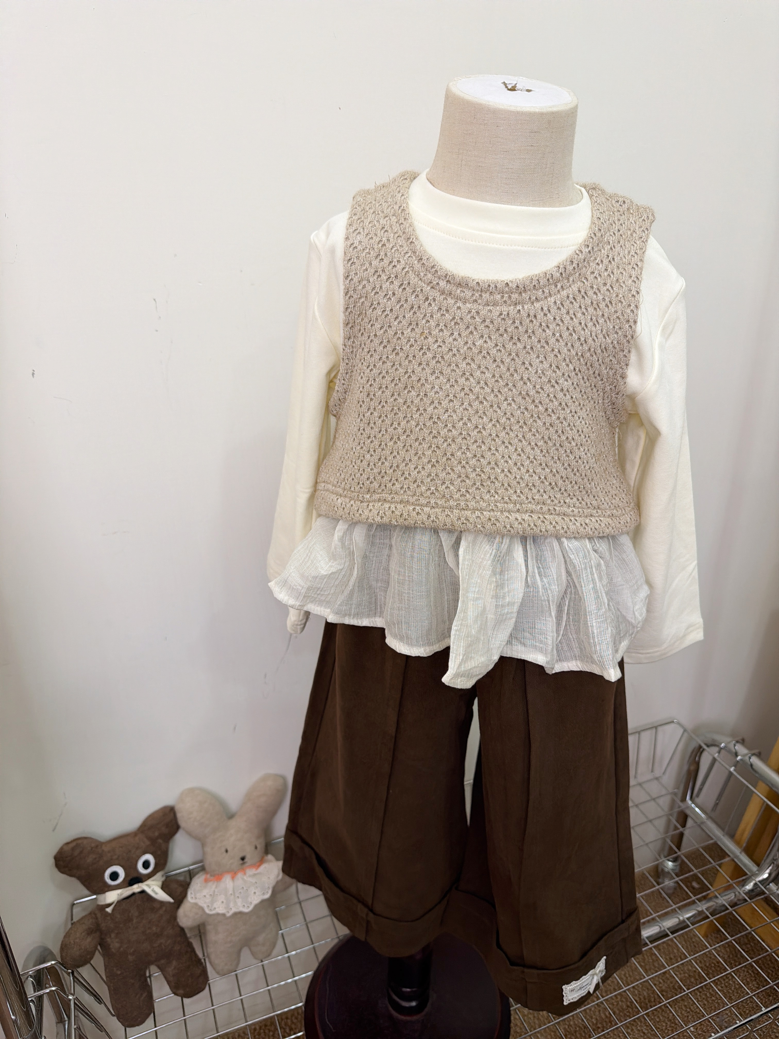 2525日系針織背心蕾絲貼布斜紋褲三件套