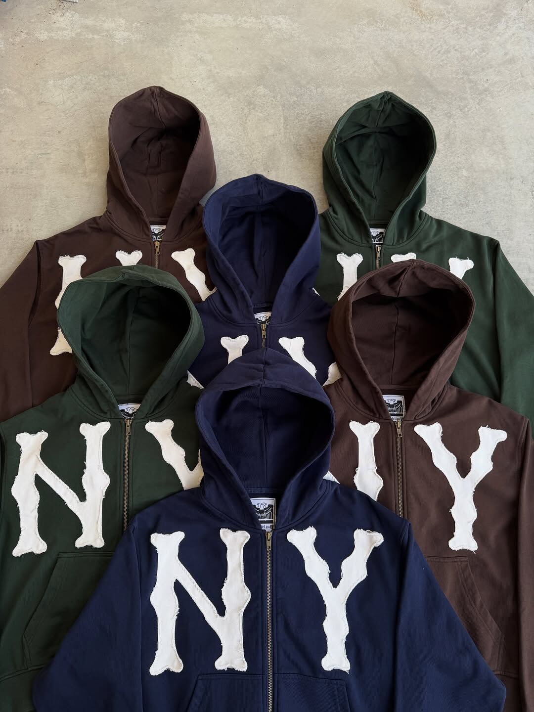 CASA DE LIPA NY HOODIE 拉鍊外套| FLOMMARKET