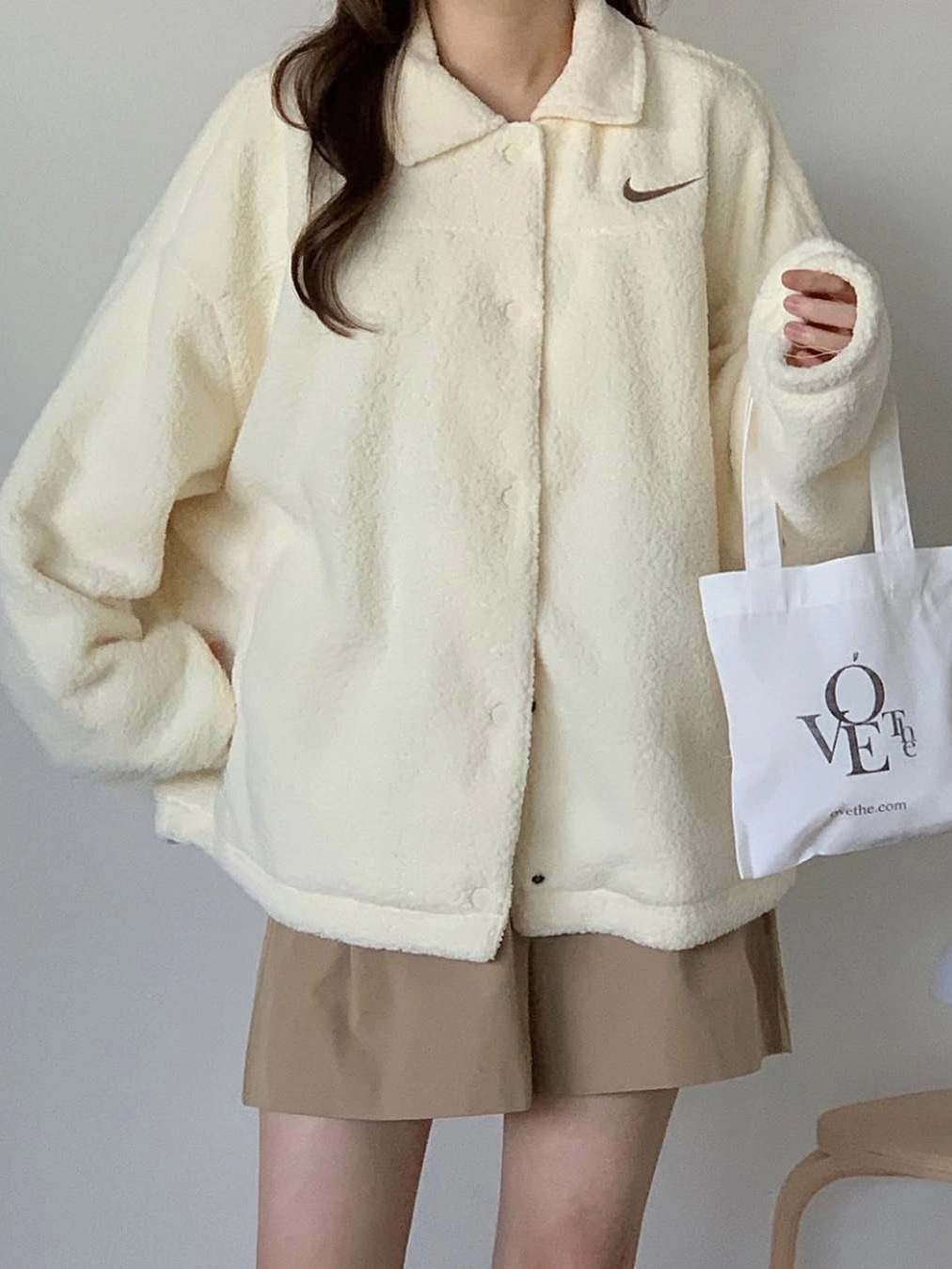 代購-Nike 單排扣休閒毛毛外套 米白色