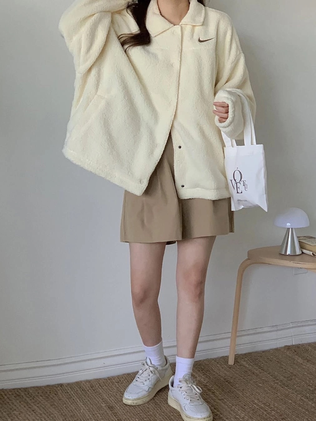 代購-Nike 單排扣休閒毛毛外套 米白色