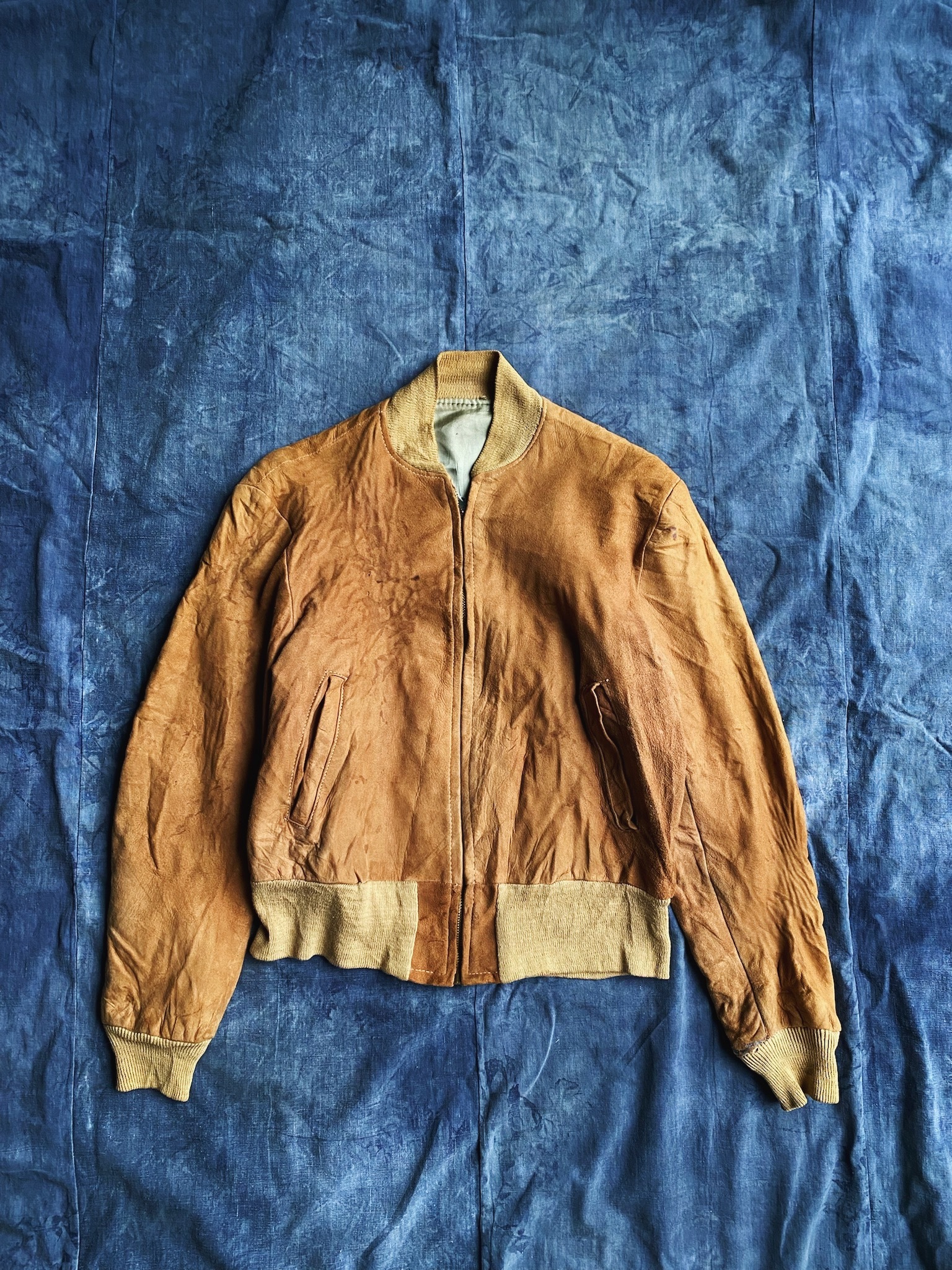 60s Suede Bomber Jacket / 60年代麂皮飛行外套-淺卡其