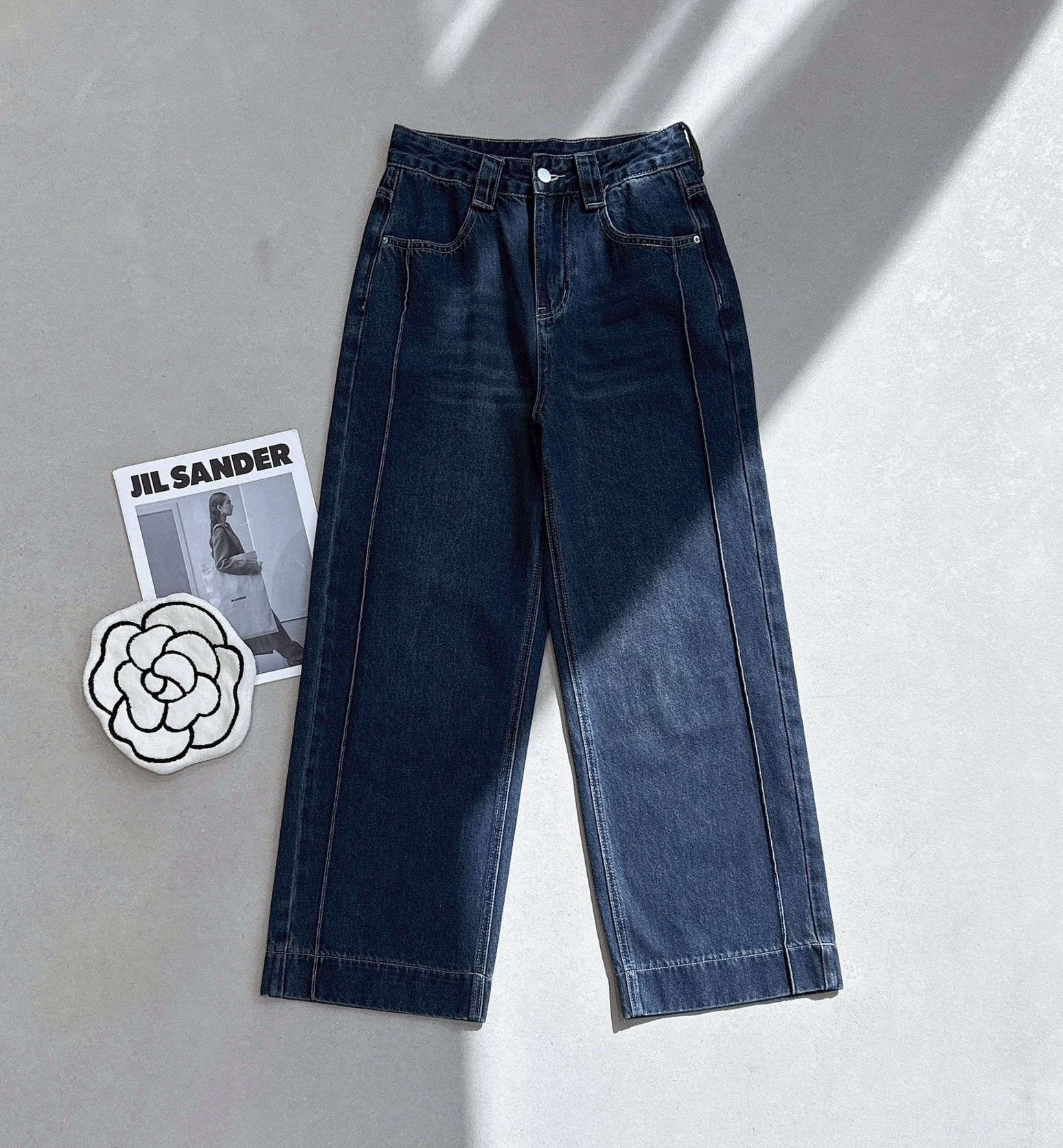 側邊壓線直筒牛仔褲 7070