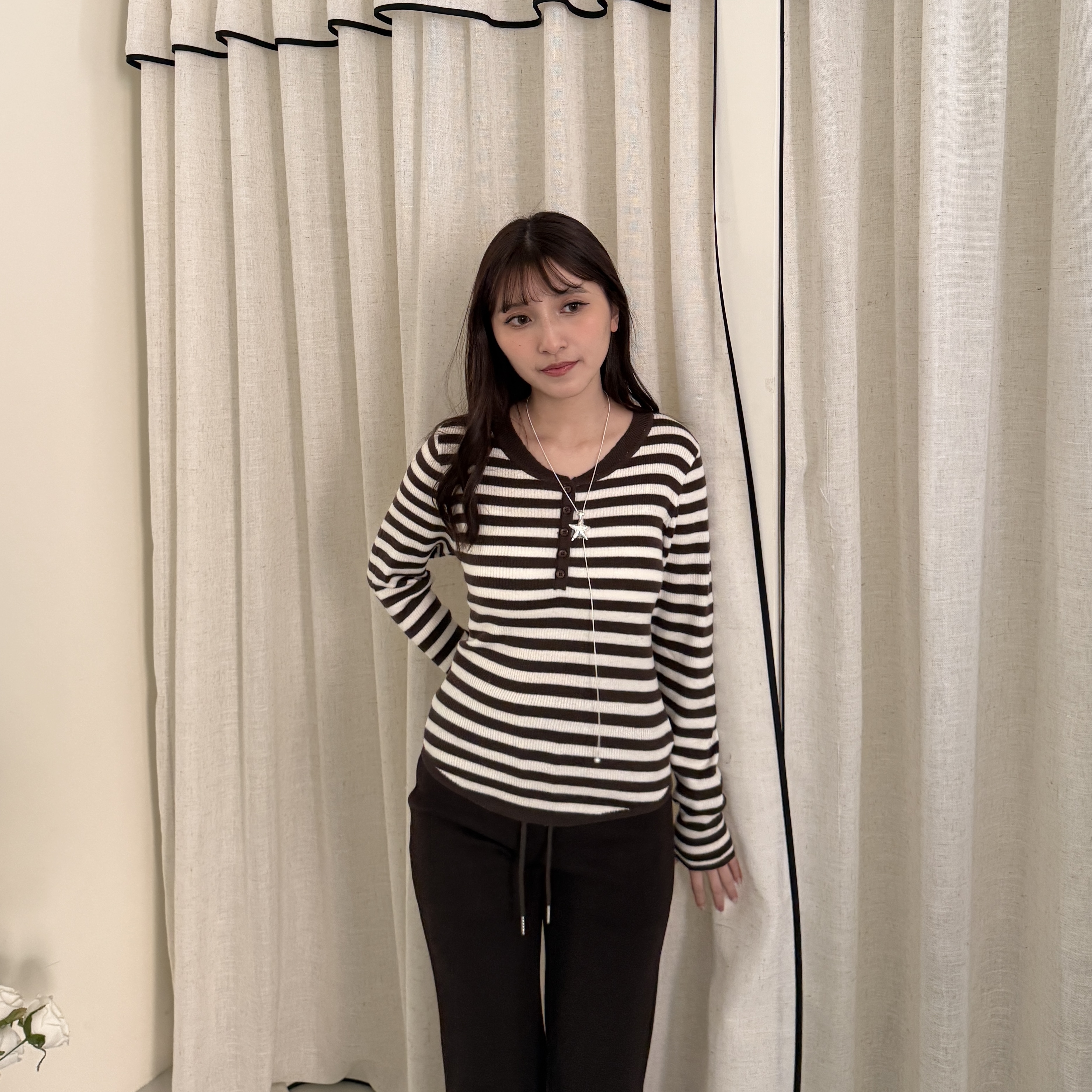 條紋圓領薄針織上衣 8826