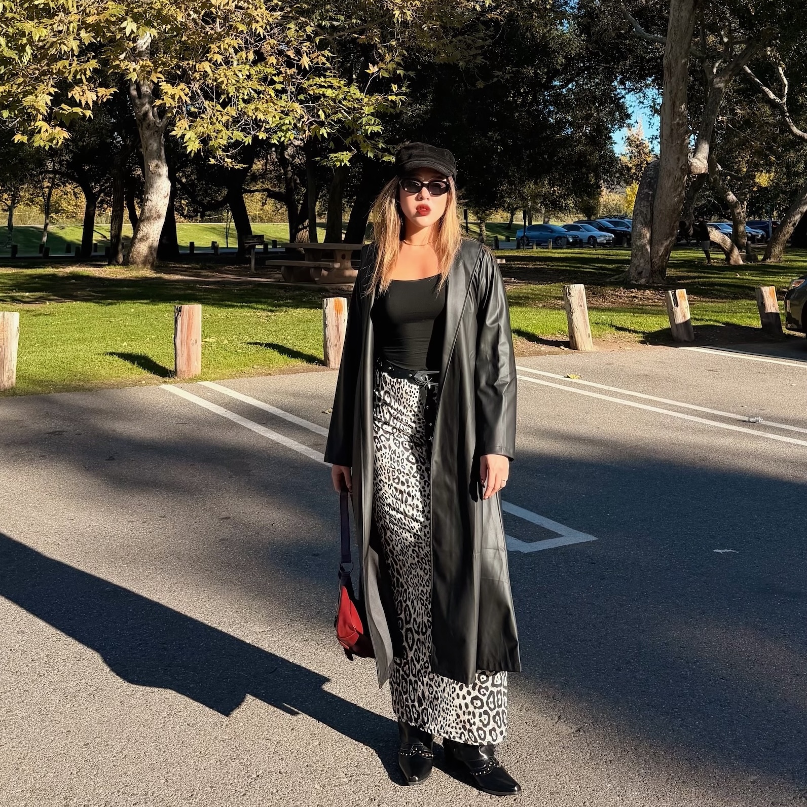 美式霧面長版皮風衣(附腰帶)