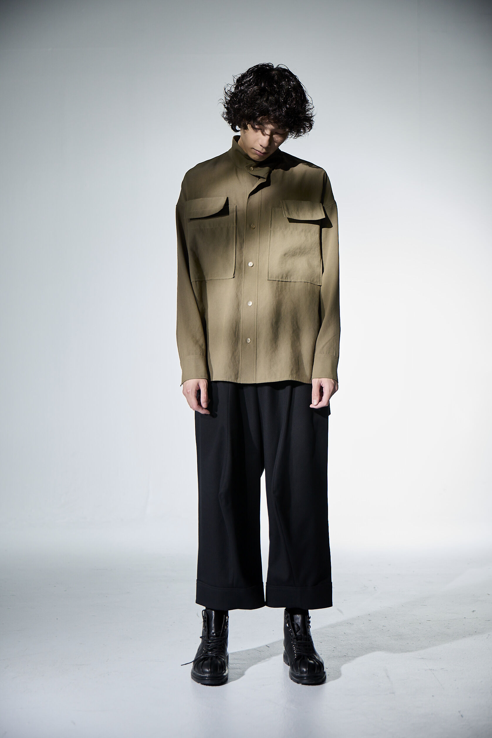 大口袋膝蓋尖尖褲