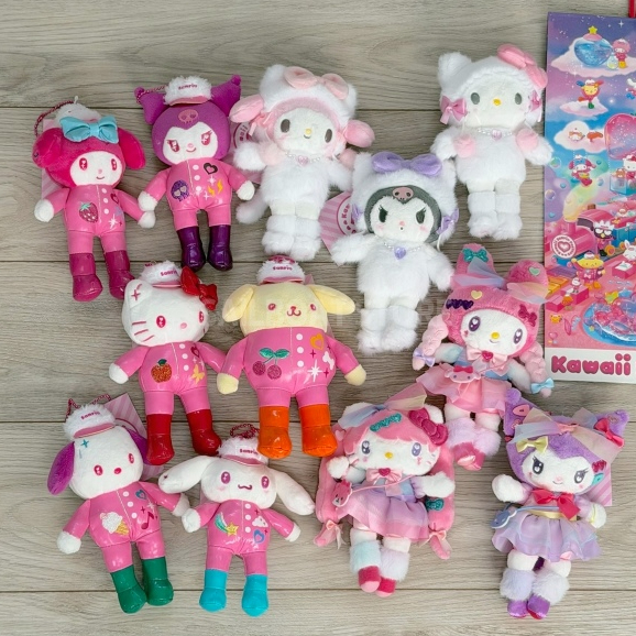 #預購 🇯🇵日本 原宿限定 三麗鷗 SANRIO CAFE 吊飾娃娃 磁鐵