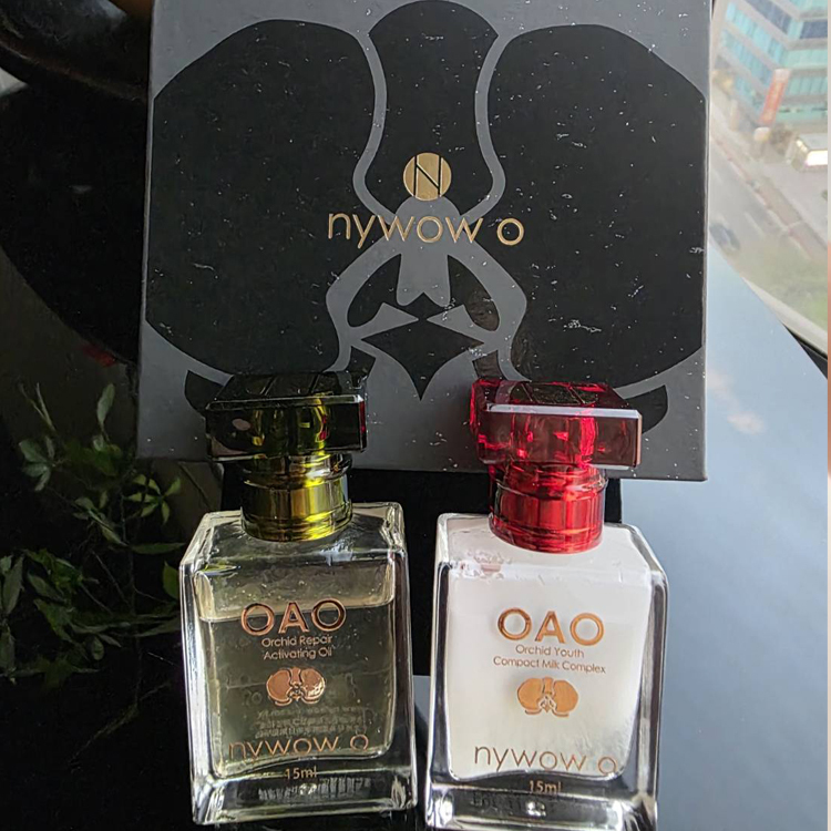nywow o Orchid Essence Series moisture gift set