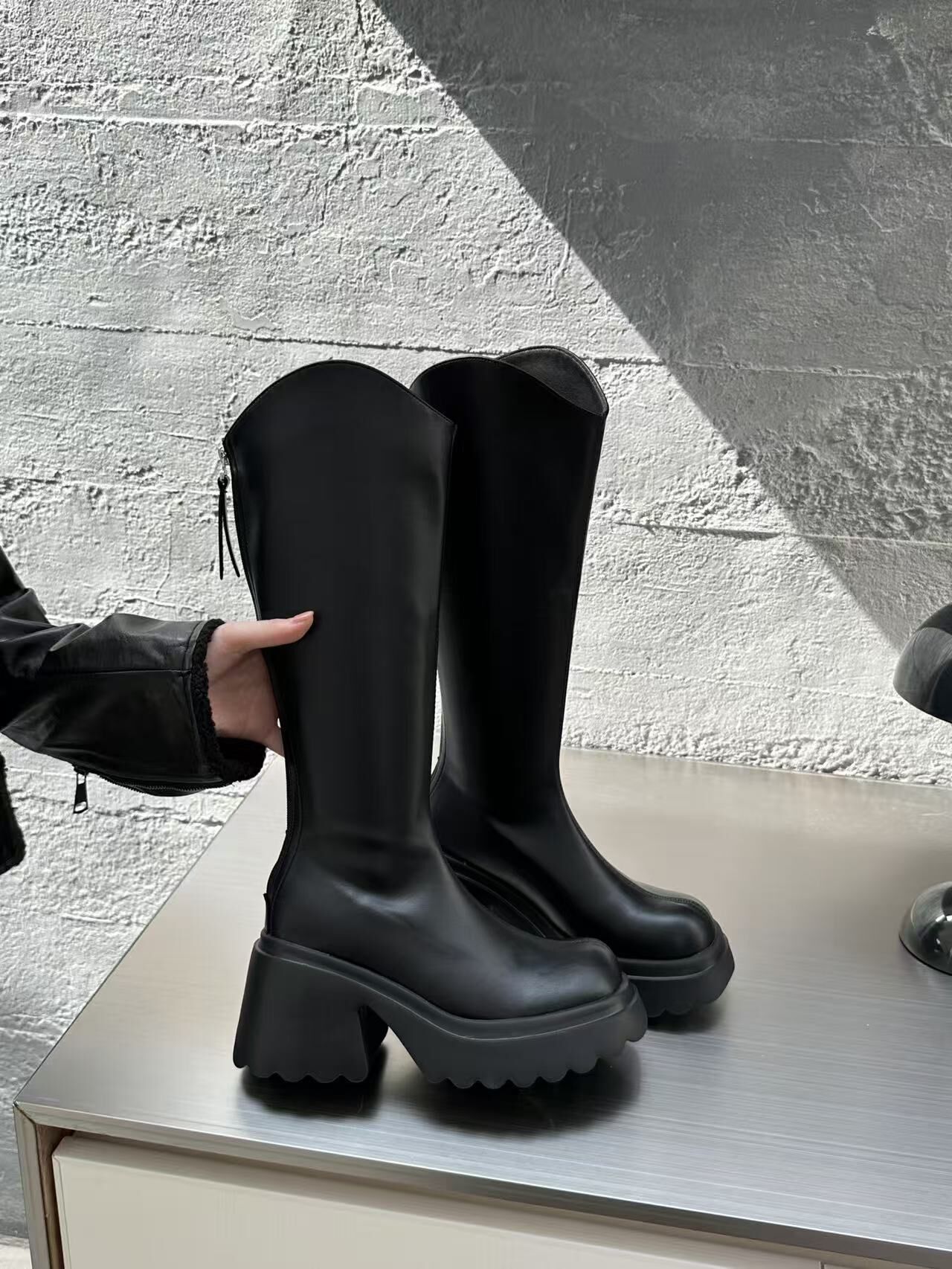 超耐走腿長代表V字靴(35-41)