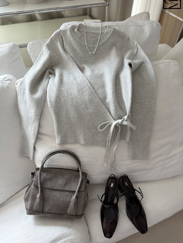 質感層次下擺綁帶造型圓領針織毛衣 / 3色