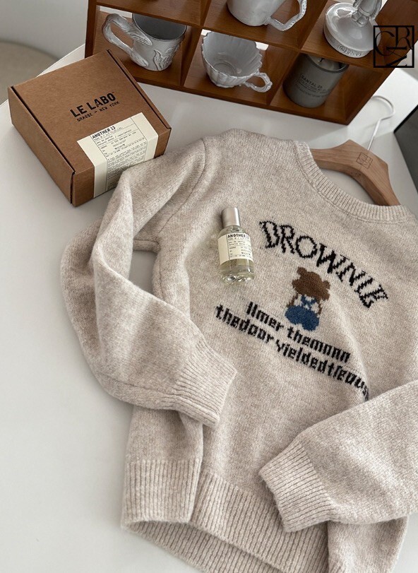 可愛小熊穿吊帶褲圓領針織上衣毛衣 / 3色